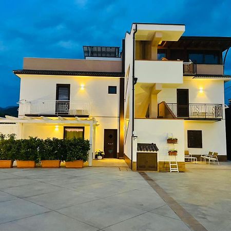 B&B Il Girasole Capo dʼOrlando Kültér fotó